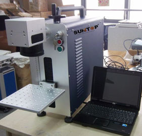 Chine Machine de petite taille d'inscription de laser de portable, inscription de bureau et machine de gravure pour le métal fournisseur