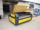 Machine de gravure de coupe de laser de CO2 de coupeur de tissu de laser, puissance 100W de laser fournisseur